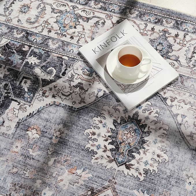 Rugcomf Vintage Medallion 4'x6' Rug - Image 8